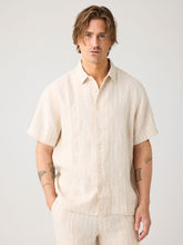 Charger l'image dans la galerie, Chemise en lin rayée à manches courtes - Relaxed linen stripe short sleeve shirt