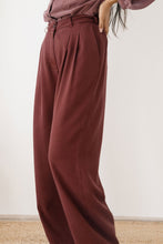 Charger l'image dans la galerie, pantalon large à pince en tencel lyocell two thirds weco store
