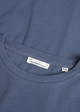 Charger l'image dans la galerie, T-shirt à manches longues froufroutées - Rib long sleeve vintage indigo