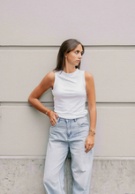 Charger l'image dans la galerie, Blanc