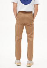 Charger l'image dans la galerie, Pantalon chino en coton bio - Anaar