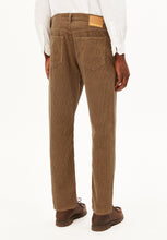 Charger l'image dans la galerie, Pantalon en velours coton bio Armedangels WeCo Store
