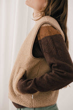Charger l'image dans la galerie, veste teddy sans manches polyester recyclé two thrids weco store
