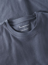 Charger l'image dans la galerie, T-shirt à imprimé au dos - Back print shirt
