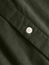 Charger l&#39;image dans la galerie, Chemise en velours - Corduroy shirt forrest night
