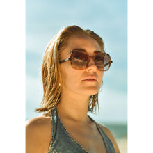 Charger l'image dans la galerie, Monique
