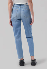 Charger l&#39;image dans la galerie, Jeans mom - Mams Stretch Tapered
