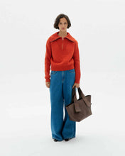 Charger l&#39;image dans la galerie, Pull à col zippé - Apricot tanit sweater
