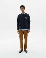 Charger l&#39;image dans la galerie, Sweat brodé à fleur - Flower rope navy leon sweatshirt
