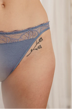 Charger l&#39;image dans la galerie, Culotte en coton bio et dentelle recyclée Olly - Liao
