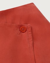 Charger l'image dans la galerie, Jupe longue en cupro rouge - Selina skirt
